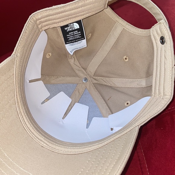 Mens TNF CLASSIC FIT Cap - Picture 4 of 6